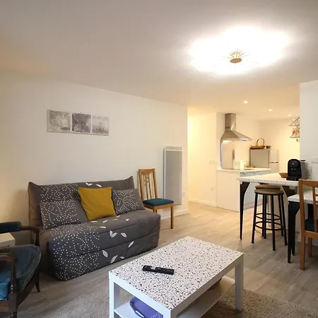 Bel T3 Renove Avec Wi-fi A 400m Des Thermes De La Bourboule, Capacite 4 Personnes - Fr-1-608-261 Apartment *